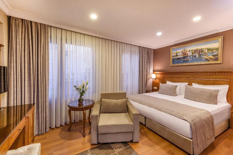 Royan Suites Истанбул Екстериор снимка