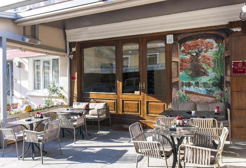 Royan Suites Истанбул Екстериор снимка
